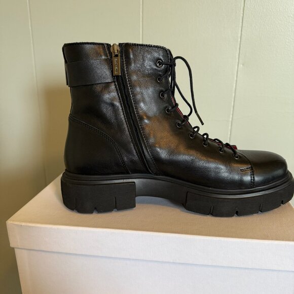 Saint + Sofia - Noho Boot - Black size 8 - Picture 10 of 16